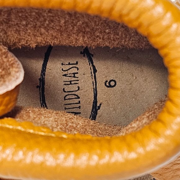 Fringed Moccasin leather‎ sandals childrens size 6 - Picture 8 of 9